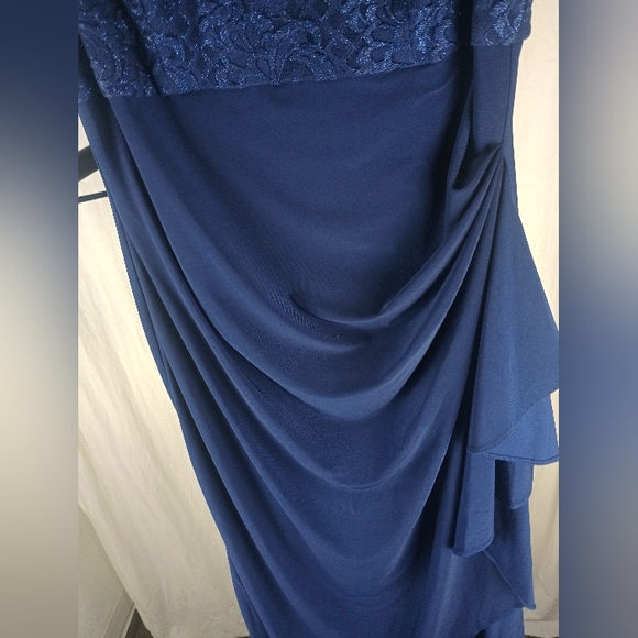 Alex Evenings Long Empire Waist Dress Scoop Neck Bodice Navy Blue Size 12P NWT - Picture 10 of 10